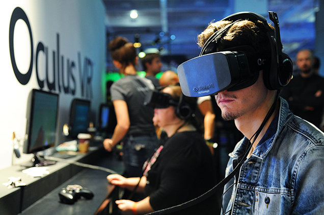 Using the Oculus Rift for virtual reality and 360 videos. 